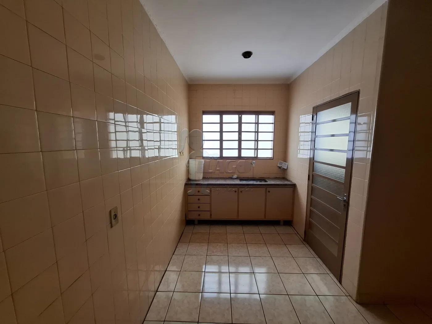 Alugar Apartamento / Padrão em Ribeirão Preto R$ 1.900,00 - Foto 4