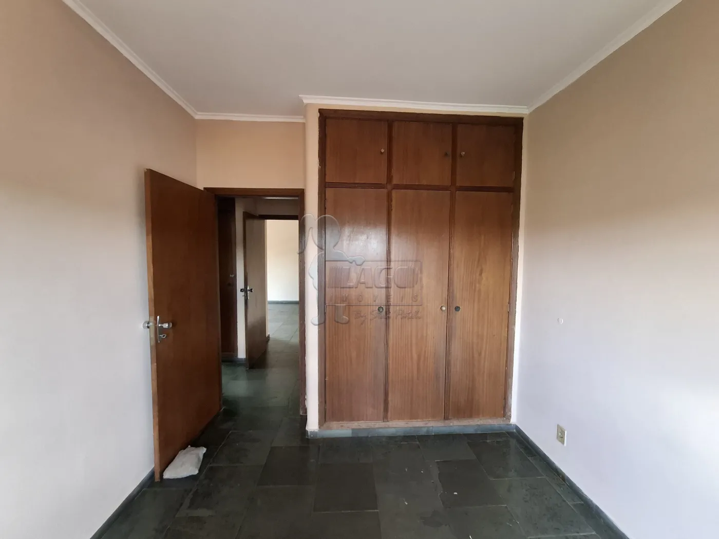 Alugar Apartamento / Padrão em Ribeirão Preto R$ 1.900,00 - Foto 8