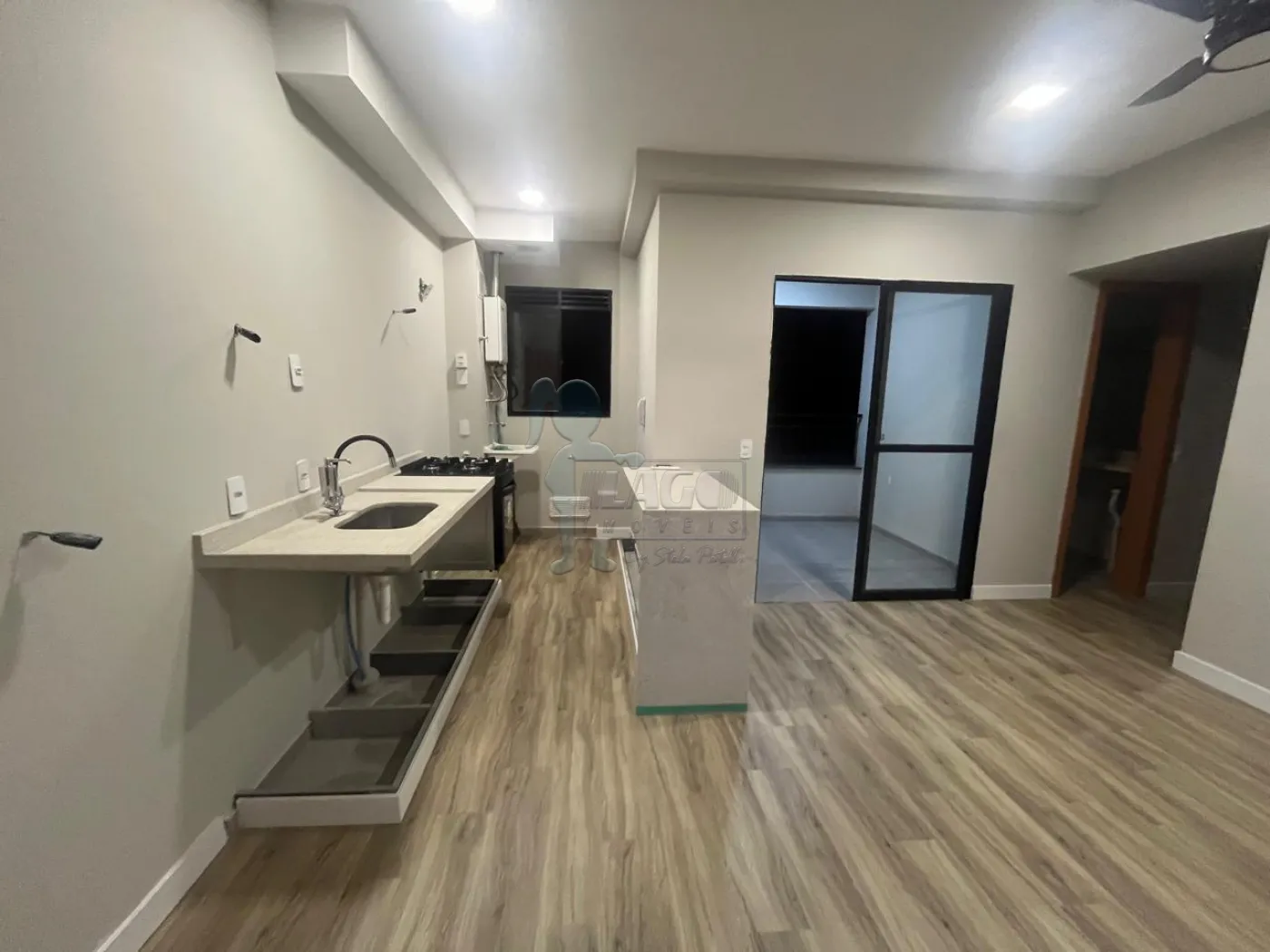 Alugar Apartamento / Padrão em Ribeirão Preto R$ 1.850,00 - Foto 1