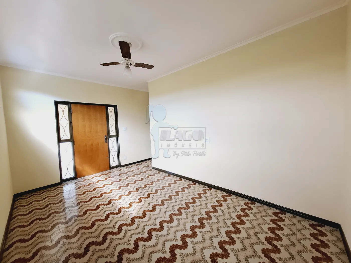 Alugar Casa / Padrão em Ribeirão Preto R$ 1.700,00 - Foto 1