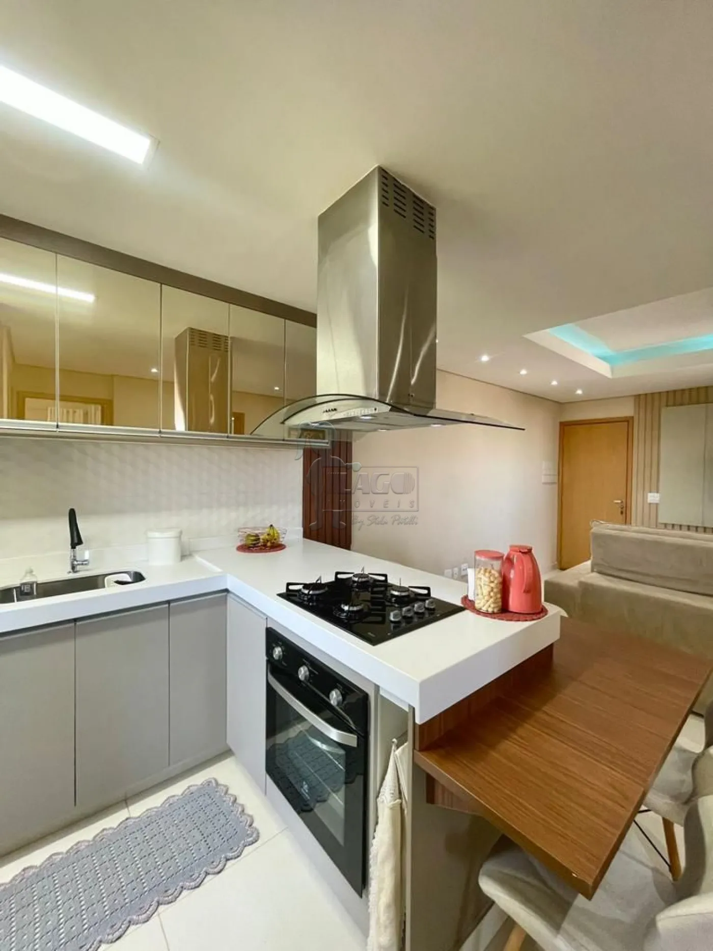 Comprar Apartamento / Padrão em Ribeirão Preto R$ 300.000,00 - Foto 3