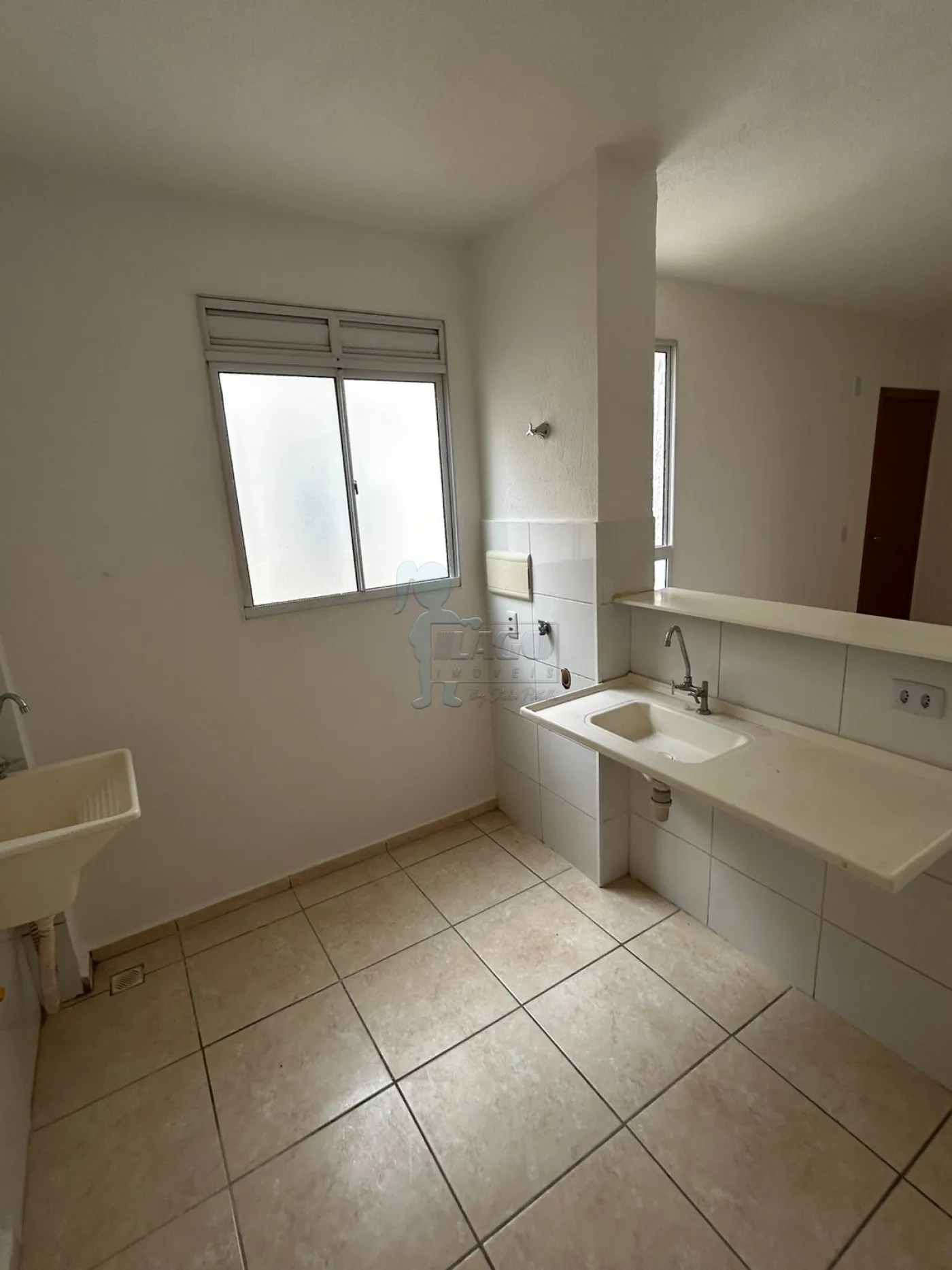 Alugar Apartamento / Padrão em Ribeirão Preto R$ 1.000,00 - Foto 4