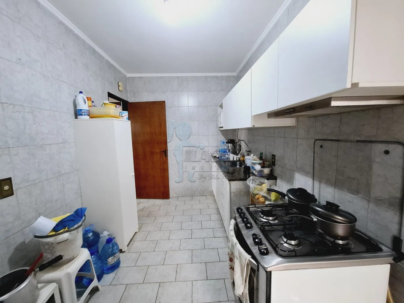 Alugar Apartamento / Padrão em Ribeirão Preto R$ 1.800,00 - Foto 8