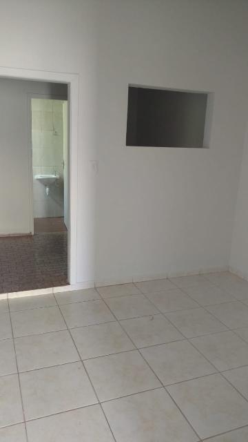 Alugar Comercial padrão / Galpão - Armazém em Ribeirão Preto R$ 700,00 - Foto 2