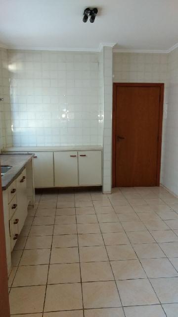 Comprar Apartamento / Padrão em Ribeirão Preto - Foto 4