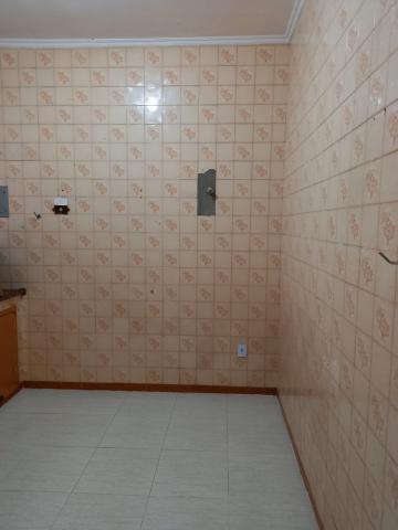 Alugar Casa / Padrão em Ribeirão Preto R$ 1.800,00 - Foto 12