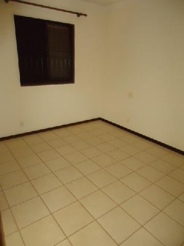 Alugar Apartamento / Padrão em Ribeirão Preto R$ 1.500,00 - Foto 11
