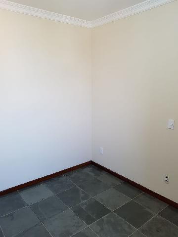 Alugar Apartamentos / Padrão em Ribeirão Preto R$ 1.000,00 - Foto 33