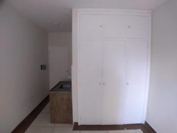 Alugar Apartamento / Kitnet em Ribeirão Preto R$ 490,00 - Foto 5