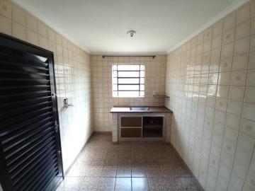 Alugar Casa / Padrão em Ribeirão Preto R$ 900,00 - Foto 6