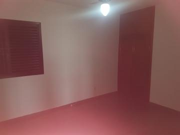 Alugar Apartamento / Padrão em Ribeirão Preto R$ 900,00 - Foto 4