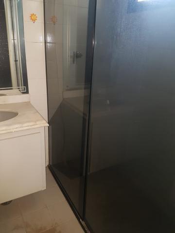 Alugar Apartamento / Padrão em Ribeirão Preto R$ 900,00 - Foto 6