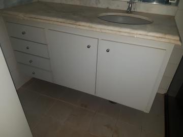 Alugar Apartamento / Padrão em Ribeirão Preto R$ 900,00 - Foto 8