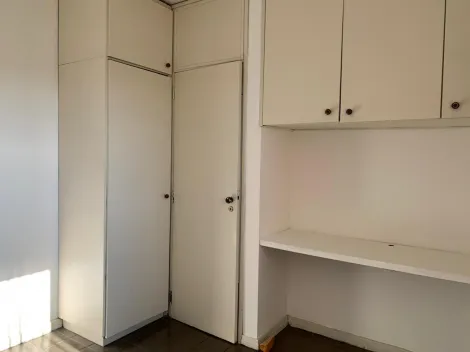 Alugar Apartamento / Padrão em Ribeirão Preto R$ 750,00 - Foto 9