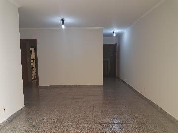 Alugar Apartamento / Padrão em Ribeirão Preto R$ 1.100,00 - Foto 2