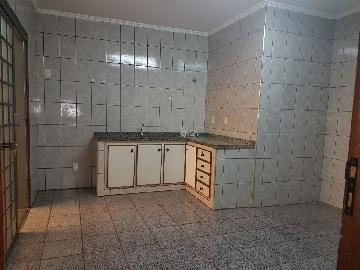 Alugar Apartamento / Padrão em Ribeirão Preto R$ 1.100,00 - Foto 5