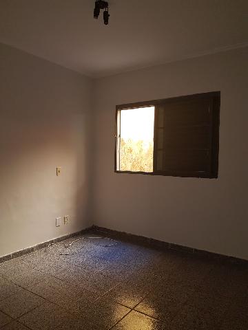 Alugar Apartamento / Padrão em Ribeirão Preto R$ 1.100,00 - Foto 14