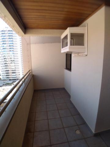 Alugar Apartamento / Padrão em Ribeirão Preto R$ 1.500,00 - Foto 3