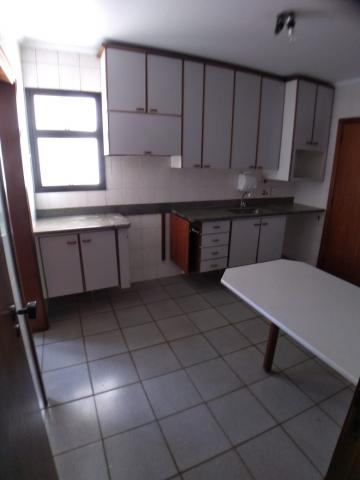 Alugar Apartamento / Padrão em Ribeirão Preto R$ 1.500,00 - Foto 5