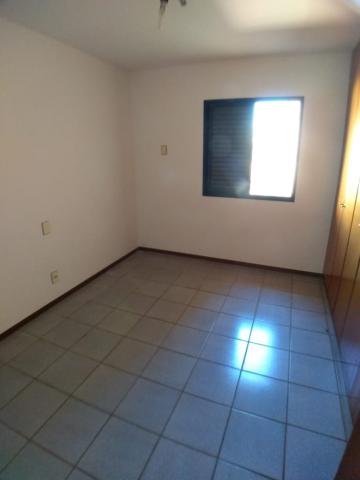 Alugar Apartamento / Padrão em Ribeirão Preto R$ 1.500,00 - Foto 18