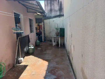 Alugar Casa / Padrão em Ribeirão Preto R$ 1.000,00 - Foto 9