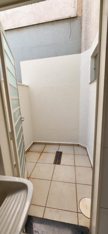 Alugar Apartamento / Padrão em Ribeirão Preto R$ 1.000,00 - Foto 16