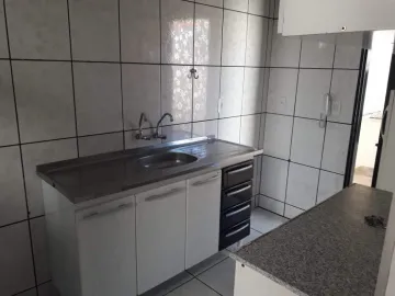 Alugar Casa / Padrão em Ribeirão Preto R$ 1.500,00 - Foto 2