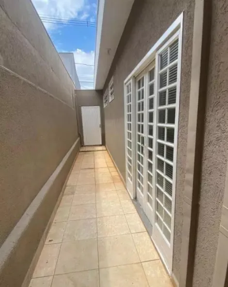 Alugar Casa / Padrão em Ribeirão Preto R$ 3.300,00 - Foto 4