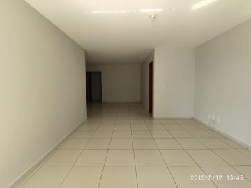 Apartamento / Padrão em Ribeirão Preto 