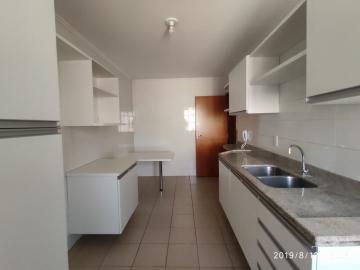 Alugar Apartamento / Padrão em Ribeirão Preto R$ 1.700,00 - Foto 5