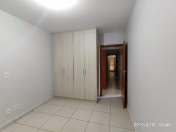 Alugar Apartamento / Padrão em Ribeirão Preto R$ 1.700,00 - Foto 14