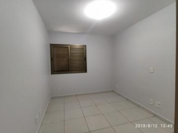 Alugar Apartamento / Padrão em Ribeirão Preto R$ 1.700,00 - Foto 15