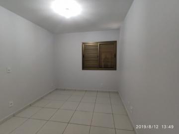 Alugar Apartamento / Padrão em Ribeirão Preto R$ 1.700,00 - Foto 17