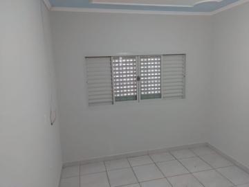 Alugar Casa / Padrão em Ribeirão Preto R$ 1.200,00 - Foto 5