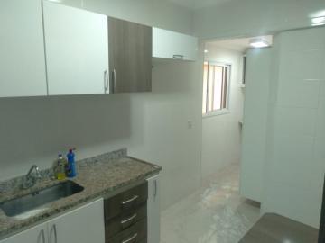 Alugar Apartamento / Padrão em Ribeirão Preto R$ 1.800,00 - Foto 5