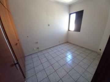 Alugar Apartamento / Padrão em Ribeirão Preto R$ 750,00 - Foto 9