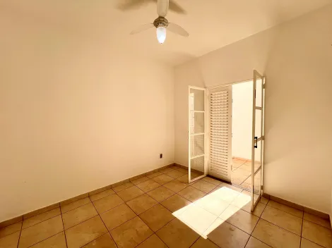 Alugar Casa / Padrão em Ribeirão Preto R$ 2.600,00 - Foto 16