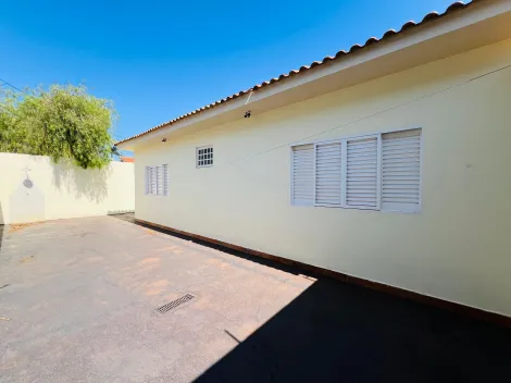 Alugar Casa / Padrão em Ribeirão Preto R$ 2.600,00 - Foto 31