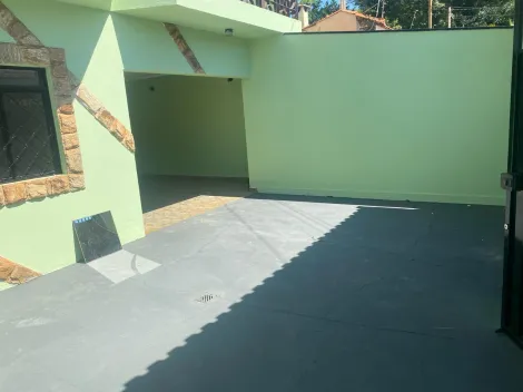 Alugar Casa / Padrão em Ribeirão Preto R$ 1.500,00 - Foto 4