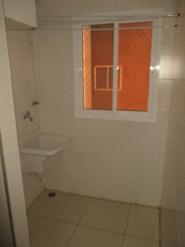 Alugar Apartamento / Padrão em Ribeirão Preto R$ 1.200,00 - Foto 5