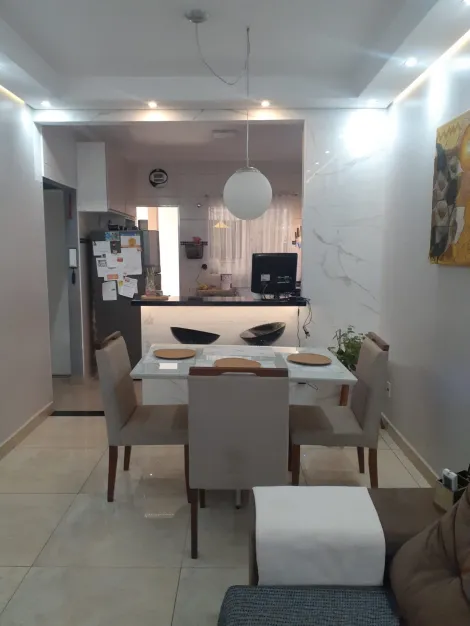 Casa / Padrão em Ribeirão Preto , Comprar por R$290.000,00