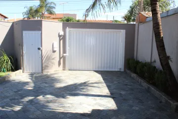 Casa / Padrão em Ribeirão Preto , Comprar por R$800.000,00