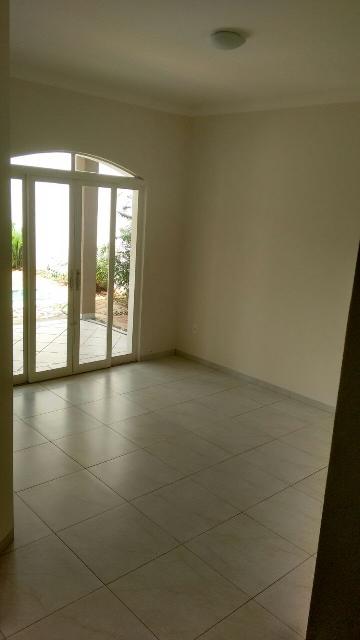 Alugar Casa / Padrão em Ribeirão Preto R$ 3.900,00 - Foto 15