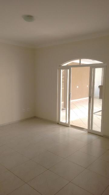 Alugar Casa / Padrão em Ribeirão Preto R$ 3.900,00 - Foto 17