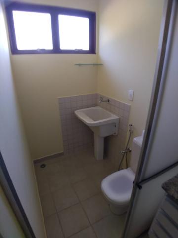 Comprar Apartamento / Kitnet em Ribeirão Preto - Foto 3