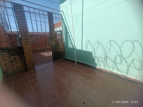 Alugar Casa / Padrão em Ribeirão Preto R$ 700,00 - Foto 18