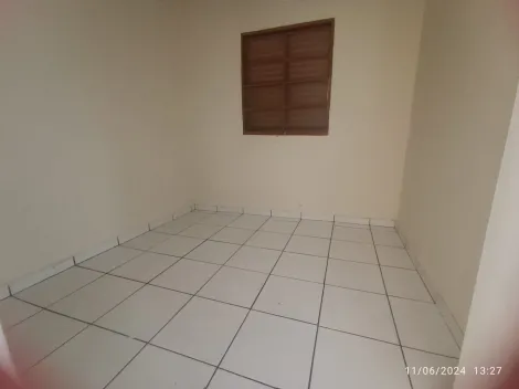 Alugar Casa / Padrão em Ribeirão Preto R$ 700,00 - Foto 24