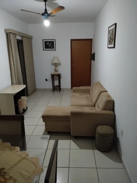 Apartamento / Padrão em Ribeirão Preto Alugar por R$750,00