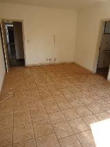 Alugar Apartamento / Padrão em Ribeirão Preto R$ 600,00 - Foto 2