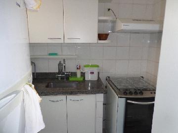 Alugar Apartamento / Kitnet em Ribeirão Preto R$ 900,00 - Foto 3